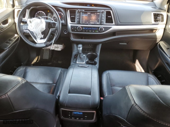 2014 Toyota Highlander XLE with VIN 5TDKKRFH8ES035751, listed as a Copart auction lot 43219335 with 138,056 mi miles and Salvage Title. Bid and sale history available at carsss.com. Image 8.