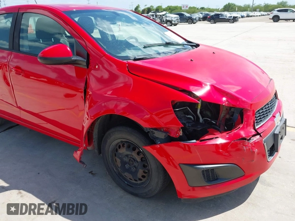 2016 Chevrolet Sonic LS с VIN 1G1JA5SH9G4124457, выставлен на аукционе IAAI как лот 42447302 с пробегом 143 116 миль миль и . История ставок и продаж доступна на DreamBid. Изображение 6.