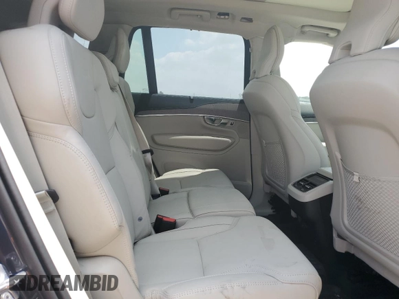 2024 Volvo XC90 Ultimate Bright Theme with VIN YV4062PF3R1145624, listed as a Copart auction lot 59167804 with 3,802 mi miles and Salvage Title. Bid and sale history available at carsss.com. Image 11.