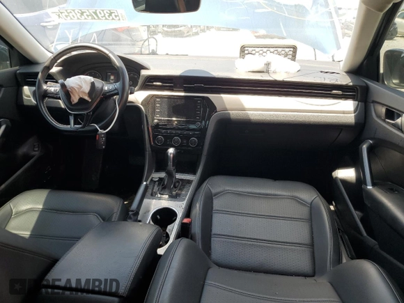 2020 Volkswagen Passat SE с VIN 1VWSA7A33LC026826, выставлен на аукционе Copart как лот 53975365 с пробегом 87 781 миль миль и Чистый • Clean title. История ставок и продаж доступна на DreamBid. Изображение 8.