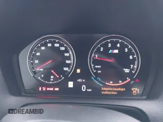 2018 BMW M2 z VIN WBS1J5C59JVA12718, wystawiony jako IAAI lot #41796602 z przebiegiem 53 707 mil mil oraz . Historia ofert i sprzedaży dostępna na DreamBid. Obrazek 7.