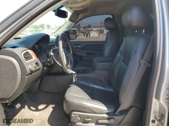 2011 GMC Yukon XL SLT with VIN 1GKS1KE04BR322220, listed as a Copart auction lot 73423994 with 165,506 mi miles and Salvage Title. Bid and sale history available at carsss.com. Image 7.