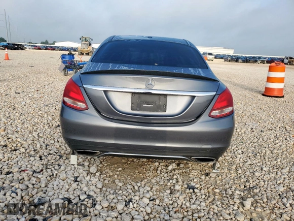 2018 Mercedes-Benz C 300 z VIN 55SWF4JB7JU263457, wystawiony jako Copart lot #58995055 z przebiegiem 78 538 mil mil oraz Szkoda całkowita • Salvage title. Historia ofert i sprzedaży dostępna na DreamBid. Obrazek 6.