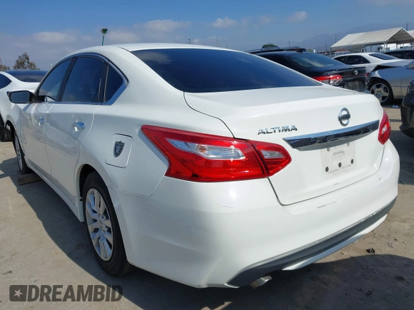 2017 Nissan Altima SV with VIN 1N4AL3AP7HC294280, listed as a IAAI auction lot 41518096 with 122,450 mi miles and . Bid and sale history available at carsss.com. Image 3.