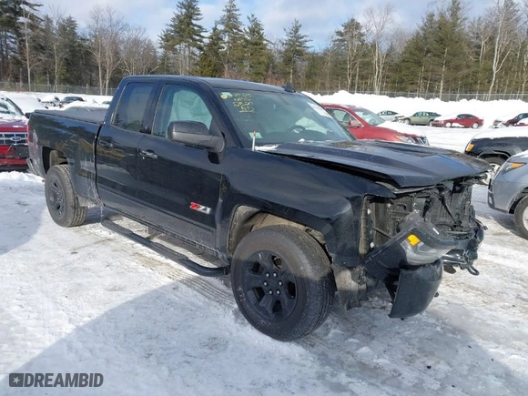 2017 Chevrolet Silverado 1500 LT with VIN 1GCVKRECXHZ262820, listed as a IAAI auction lot 41612608 with 152,577 mi miles. Bid and sale history available at carsss.com. Image 1.
