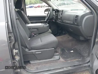 2010 GMC Sierra 1500 with VIN 3GTRCVE33AG197726, listed as a IAAI auction lot 42267798 with 116,831 mi miles and . Bid and sale history available at DreamBid. Image 5.