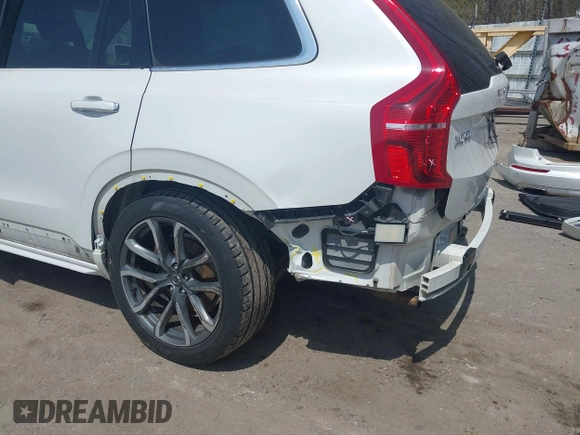 2016 Volvo XC90 T6 Momentum z VIN YV4A22PK1G1088978, wystawiony jako IAAI lot #42131256 z przebiegiem 96 710 mil mil oraz . Historia ofert i sprzedaży dostępna na DreamBid. Obrazek 6.