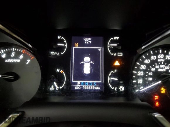 2018 Toyota Sequoia SR5 with VIN 5TDBY5G19JS163466, listed as a Copart auction lot 82850304 with 165,339 mi miles and Non Repairable. Bid and sale history available at carsss.com. Image 9.