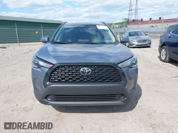 2023 Toyota Corolla Cross LE с VIN 7MUCAABG4PV063433, выставлен на аукционе IAAI как лот 42227150 с пробегом 40 387 миль миль и . История ставок и продаж доступна на DreamBid. Изображение 13.