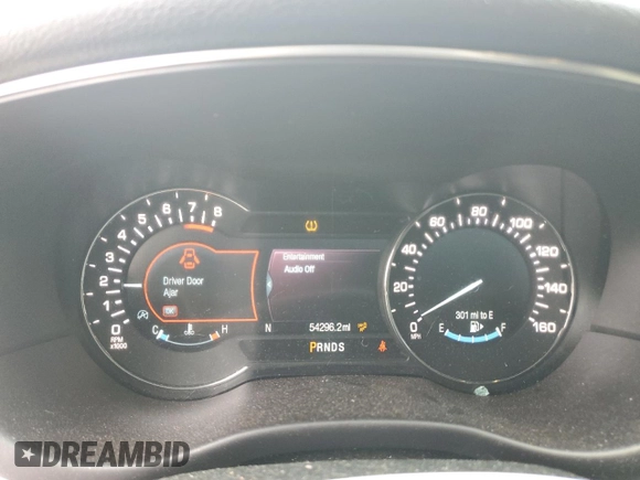 2017 Lincoln MKC Select with VIN 5LMCJ2C91HUL70659, listed as a Copart auction lot 51158085 with 54,296 mi miles and Salvage Title. Bid and sale history available at DreamBid. Image 9.