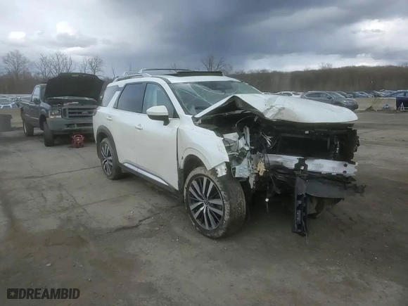 2022 Nissan Pathfinder Platinum with VIN 5N1DR3DJ4NC263945, listed as a Copart auction lot 50777165 with 31,916 mi miles and Salvage Title. Bid and sale history available at carsss.com. Image 14.