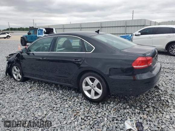 2012 Volkswagen Passat SE with VIN 1VWBP7A35CC037714, listed as a Copart auction lot 52194795 with 77,235 mi miles and Salvage Title. Bid and sale history available at carsss.com. Image 2.