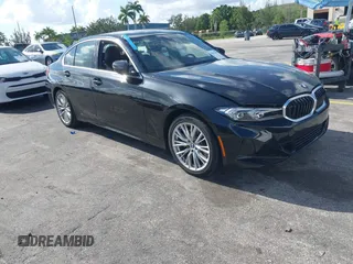 2024 BMW 3 Series 330i with VIN 3MW69FF06R8E38922, listed as a IAAI auction lot 42525465 with 31,447 mi miles and . Bid and sale history available at DreamBid. Image 1.