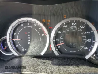 2010 Acura TSX z VIN JH4CU2F64AC043439, wystawiony jako Copart lot #56867925 z przebiegiem 132 620 mil mil oraz Szkoda całkowita • Salvage title. Historia ofert i sprzedaży dostępna na DreamBid. Obrazek 9.