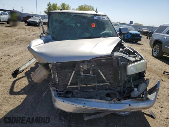 2004 GMC Yukon SLT with VIN 1GKEK13Z64J139750, listed as a Copart auction lot 74820364 with 0 mi miles and Salvage Title. Bid and sale history available at carsss.com. Image 5.