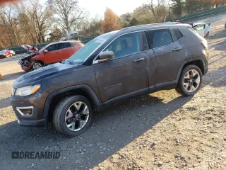 2020 Jeep Compass High Altitude z VIN 3C4NJDCBXLT208658, wystawiony jako Copart lot #84842644 z przebiegiem 95 903 mil mil oraz Szkoda całkowita • Salvage title. Historia ofert i sprzedaży dostępna na DreamBid. Obrazek 1.