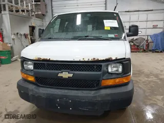 2013 Chevrolet Express Cargo Van with VIN 1GCSGAFX5D1159918, listed as a IAAI auction lot 41998023 with 279,473 mi miles. Bid and sale history available at carsss.com. Image 6.