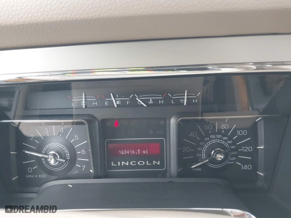 2007 Lincoln Navigator with VIN 5LMFU28597LJ12405, listed as a IAAI auction lot 41911651 with 168,416 mi miles. Bid and sale history available at carsss.com. Image 7.