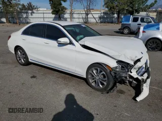 2016 Mercedes-Benz C 300 z VIN 55SWF4JBXGU096861, wystawiony jako Copart lot #53741065 z przebiegiem 92 054 mil mil oraz Szkoda całkowita • Salvage title. Historia ofert i sprzedaży dostępna na DreamBid. Obrazek 4.
