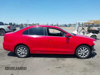 2013 Volkswagen Jetta SE with VIN 3VWDP7AJ4DM278719, listed as a IAAI auction lot 42304489 with 147,857 mi miles and . Bid and sale history available at DreamBid. Image 13.