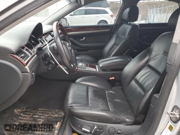 2006 Audi A8 4.2L z VIN WAULL44E86N017283, wystawiony jako Copart lot #43999865 z przebiegiem Nie podano mil oraz Szkoda całkowita • Salvage title. Historia ofert i sprzedaży dostępna na DreamBid. Obrazek 7.