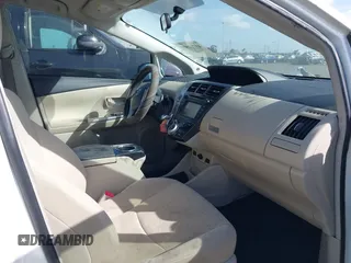 2014 Toyota Prius Two with VIN JTDZN3EU7E3365366, listed as a IAAI auction lot 41712809 with 100,510 mi miles and . Bid and sale history available at DreamBid. Image 5.