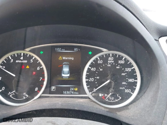 2016 Nissan Sentra SR with VIN 3N1AB7AP1GL668537, listed as a IAAI auction lot 41692546 with 163,674 mi miles. Bid and sale history available at carsss.com. Image 7.
