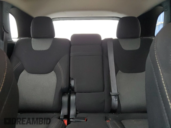 2016 Jeep Cherokee Altitude with VIN 1C4PJMAS3GW304630, listed as a Copart auction lot 87688685 with 127,465 mi miles and Salvage title. Bid and sale history available at DreamBid. Image 10.