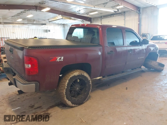 2013 Chevrolet Silverado 1500 LT with VIN 3GCPKSE77DG254204, listed as a IAAI auction lot 41680546 with 213,790 mi miles. Bid and sale history available at carsss.com. Image 4.