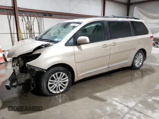 2013 Toyota Sienna XLE AAS with VIN 5TDYK3DCXDS380132, listed as a Copart auction lot 42227465 with 195,600 mi miles and Salvage Title. Bid and sale history available at carsss.com. Image 1.