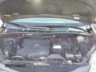 2014 Toyota Sienna XLE with VIN 5TDYK3DC2ES438980, listed as a IAAI auction lot 42067750 with 143,728 mi miles and . Bid and sale history available at DreamBid. Image 10.