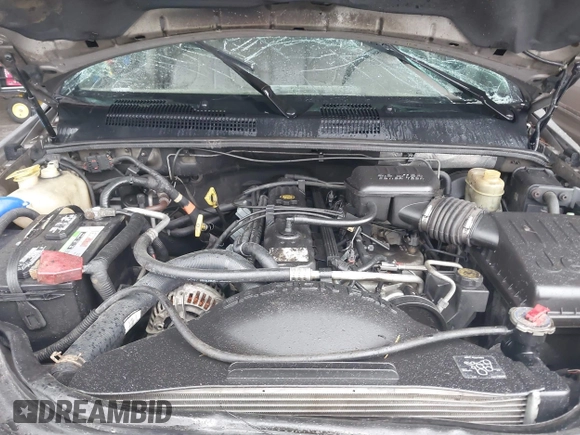 2001 Jeep Grand Cherokee Laredo with VIN 1J4GX48S51C708990, listed as a IAAI auction lot 41656323 with 198,124 mi miles and . Bid and sale history available at DreamBid. Image 10.