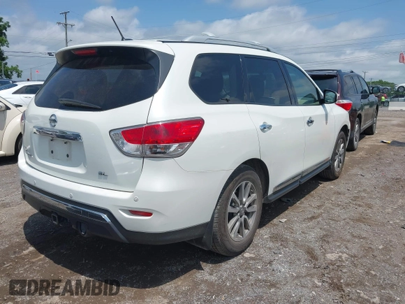 2015 Nissan Pathfinder S with VIN 5N1AR2MN2FC672785, listed as a IAAI auction lot 42535243 with 143,209 mi miles and . Bid and sale history available at DreamBid. Image 4.