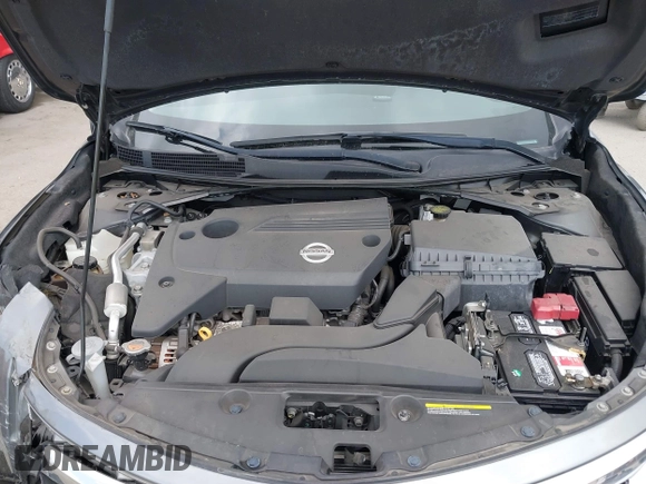 2014 Nissan Altima 2.5 S with VIN 1N4AL3AP6EN358051, listed as a IAAI auction lot 42131208 with 35,376 mi miles. Bid and sale history available at carsss.com. Image 10.