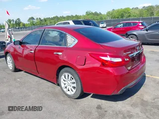 2016 Nissan Altima SR with VIN 1N4AL3AP7GC237639, listed as a IAAI auction lot 41999581 with 192,952 mi miles and . Bid and sale history available at carsss.com. Image 3.