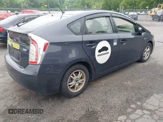 2012 Toyota Prius One z VIN JTDKN3DU4C5405276, wystawiony jako IAAI lot #42466994 z przebiegiem 248 061 mil mil oraz . Historia ofert i sprzedaży dostępna na DreamBid. Obrazek 4.