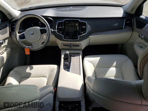 2023 Volvo XC90 Plus Bright Theme with VIN YV4H60CN8P1906651, listed as a Copart auction lot 56531484 with 21,283 mi miles and Salvage title. Bid and sale history available at DreamBid. Image 8.