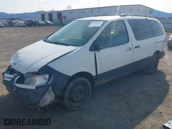 2001 Toyota Sienna LE with VIN 4T3ZF13C51U382556, listed as a IAAI auction lot 41744836 with 226,221 mi miles. Bid and sale history available at carsss.com. Image 16.