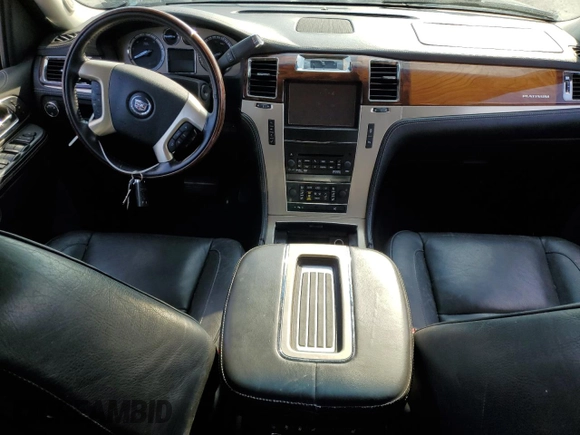2013 Cadillac Escalade Platinum Edition with VIN 1GYS4DEF3DR125023, listed as a Copart auction lot 71715734 with 152,885 mi miles and Salvage Title. Bid and sale history available at carsss.com. Image 8.