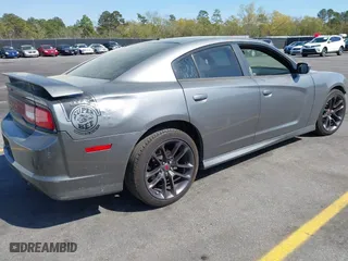 2011 Dodge Charger Rallye with VIN 2B3CL3CG7BH584993, listed as a IAAI auction lot 41909117 with 220,682 mi miles. Bid and sale history available at carsss.com. Image 4.