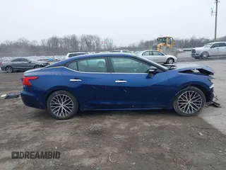 2018 Nissan Maxima SR with VIN 1N4AA6AP4JC389604, listed as a IAAI auction lot 42011964 with 91,178 mi miles. Bid and sale history available at carsss.com. Image 14.