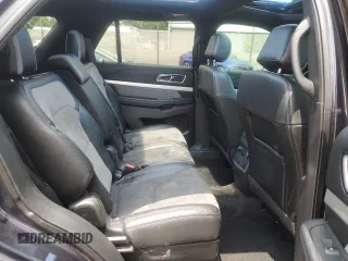 2017 Ford Explorer XLT z VIN 1FM5K8D85HGC44398, wystawiony jako Copart lot #62710735 z przebiegiem 66 978 mil mil oraz Szkoda całkowita • Salvage title. Historia ofert i sprzedaży dostępna na DreamBid. Obrazek 11.