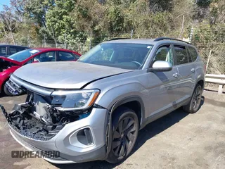 2024 Volkswagen Atlas SE with VIN 1V2JR2CA2RC518633, listed as a IAAI auction lot 41773560 with 22,386 mi miles and . Bid and sale history available at DreamBid. Image 17.