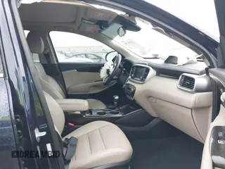 2020 Kia Sorento EX V6 with VIN 5XYPH4A5XLG677628, listed as a IAAI auction lot 41106780 with 62,374 mi miles. Bid and sale history available at carsss.com. Image 5.