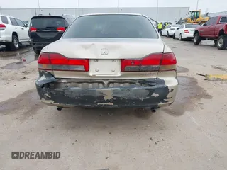 2001 Honda Accord EX z VIN 1HGCG165X1A077702, wystawiony jako IAAI lot #41770556 z przebiegiem 149 516 mil mil oraz . Historia ofert i sprzedaży dostępna na DreamBid. Obrazek 16.