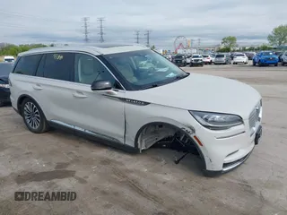 2023 Lincoln Aviator Reserve z VIN 5LM5J7WC0PGL29563, wystawiony jako IAAI lot #42219788 z przebiegiem 4 861 mil mil oraz . Historia ofert i sprzedaży dostępna na DreamBid. Obrazek 1.