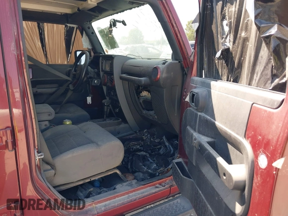 2008 Jeep Wrangler Unlimited Sahara with VIN 1J4GA591X8L537550, listed as a IAAI auction lot 40281739 with 145,388 mi miles and . Bid and sale history available at DreamBid. Image 5.