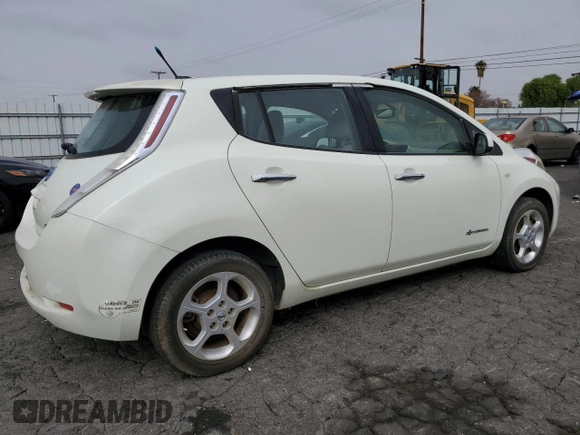 2011 Nissan LEAF SL with VIN JN1AZ0CP1BT003531, listed as a Copart auction lot 45995125 with 32,001 mi miles and Clean Title. Bid and sale history available at carsss.com. Image 3.