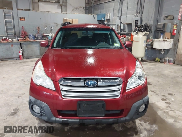 2013 Subaru Outback Premium with VIN 4S4BRBCC7D3319637, listed as a IAAI auction lot 42180996 with 186,705 mi miles and . Bid and sale history available at carsss.com. Image 12.