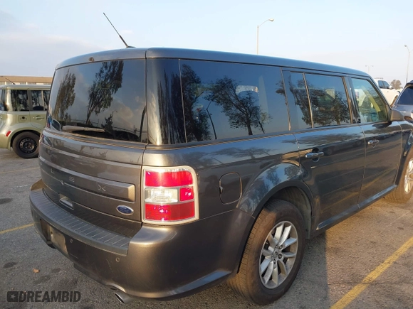 2019 Ford Flex SE with VIN 2FMGK5B8XKBA34534, listed as a IAAI auction lot 41450501 with 66,564 mi miles. Bid and sale history available at carsss.com. Image 4.